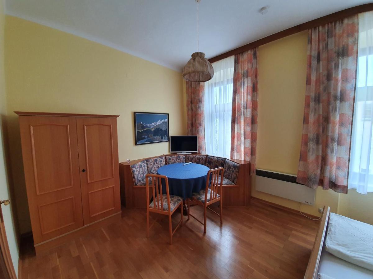 Appartement Zur Post Ферлах Экстерьер фото