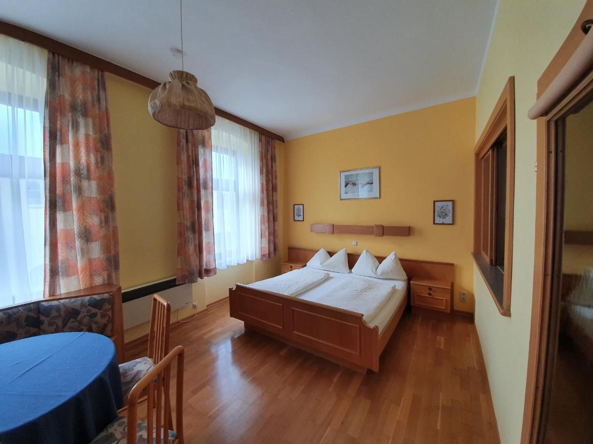 Appartement Zur Post Ферлах Экстерьер фото