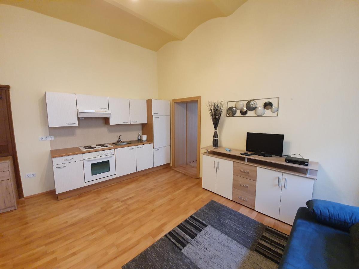 Appartement Zur Post Ферлах Экстерьер фото